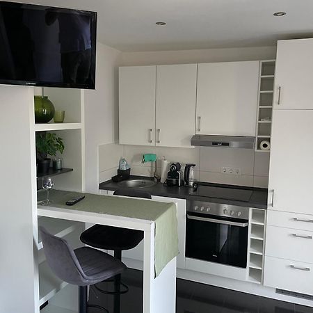 Ferienwohnung Mit Fussbodenheizung Nahe Messe, Gratis Parkplatz Und Abstellplatz E - Bike Hanovra Exterior foto
